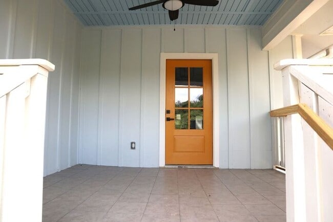 Photo - Oakland City 3 Bed/2 Bath, Beautifully Rem...