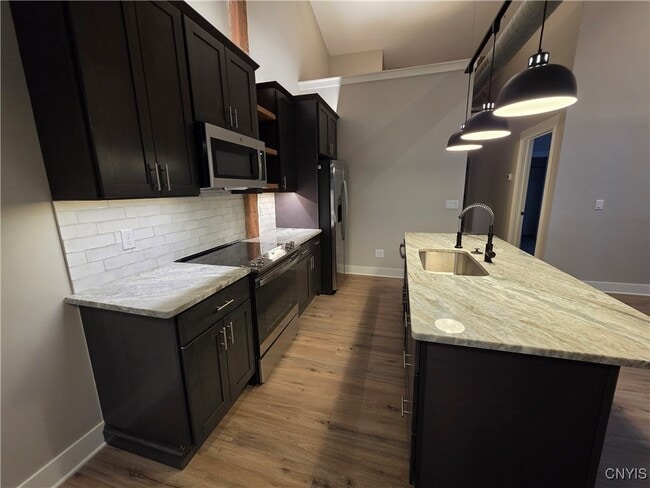 Photo - 100 Buckley Rd