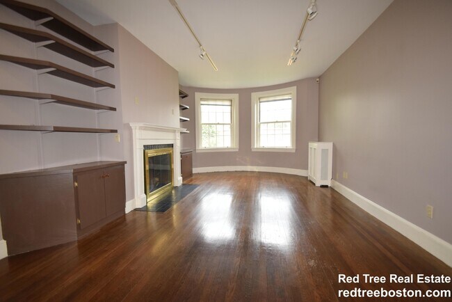 Building Photo - 141 Beaconsfield Rd Unit 5 Rental