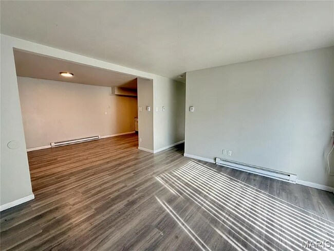 Photo - 7601 Hazelcrest Dr Unit B