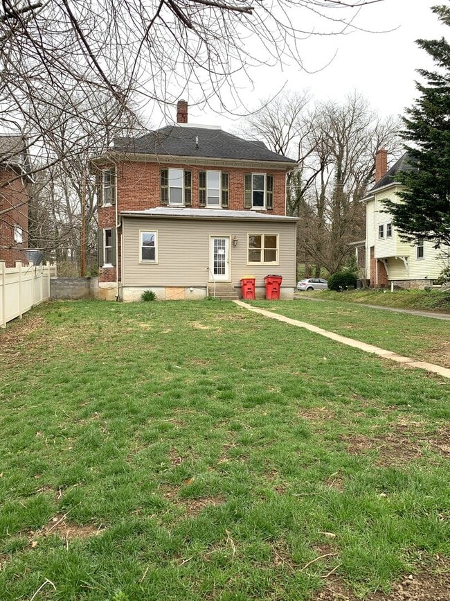 Photo - 218 N Prince St