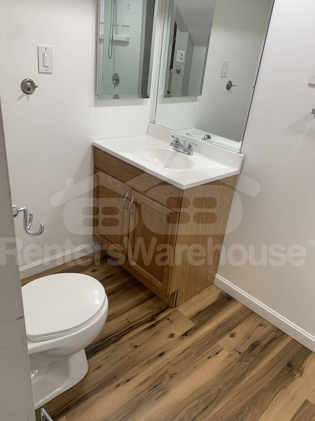 Photo - 937 Dumbarton Rd