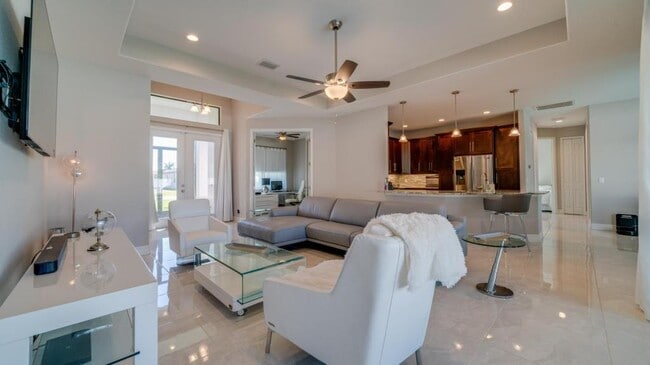 Photo - 1815 SW 22nd St Casa