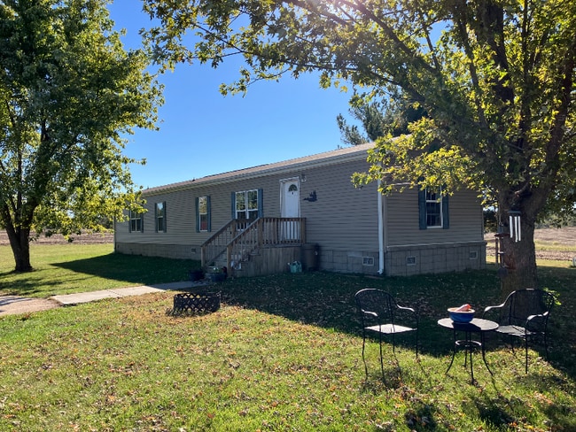 Building Photo - 16385 Hwy D