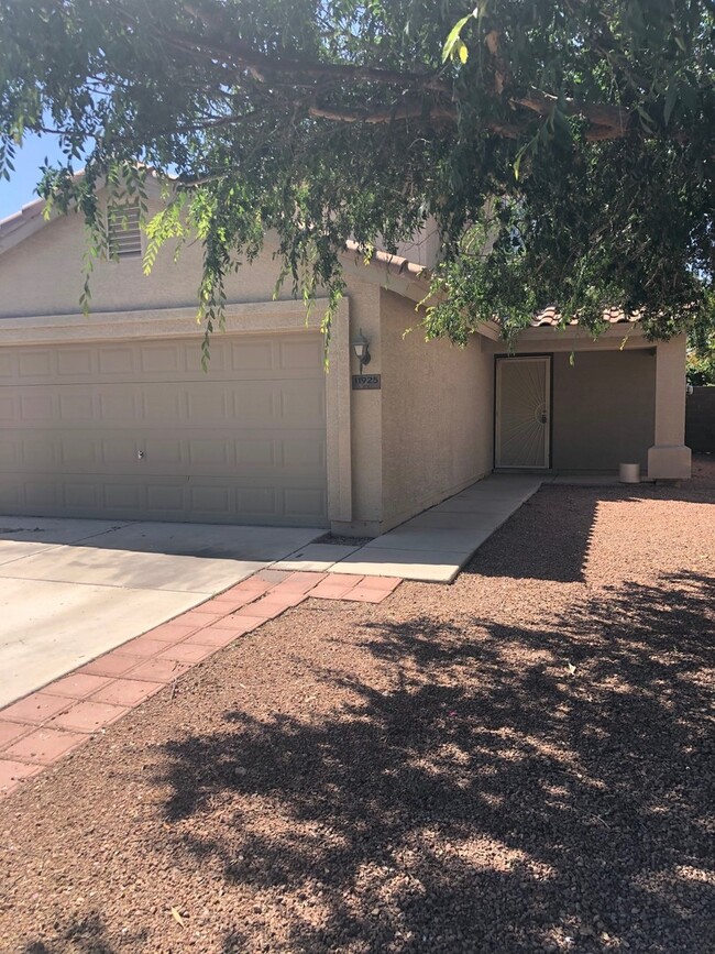 2 story 4 bedroom home- El Mirage - 2 story 4 bedroom home- El Mirage