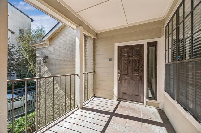 Photo - 2700 Revere St Unit 142