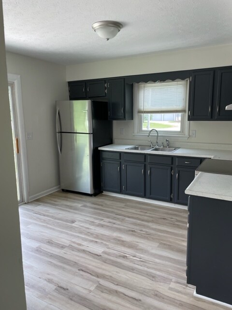 Kitchen - 7737 Ninevah Rd Unidad 7737