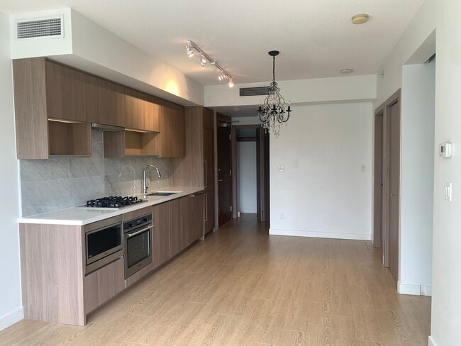Photo - 505-6538 Nelson Avenue Unit 505