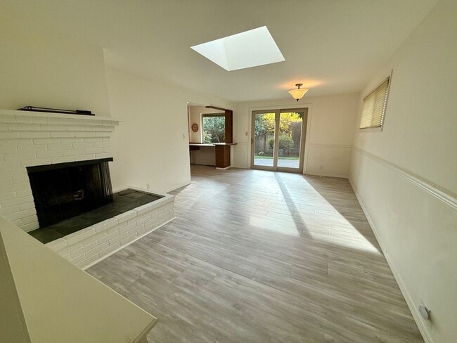 Photo - Charming 4-Bedroom Rental in the Heart of Downtown Bothell!