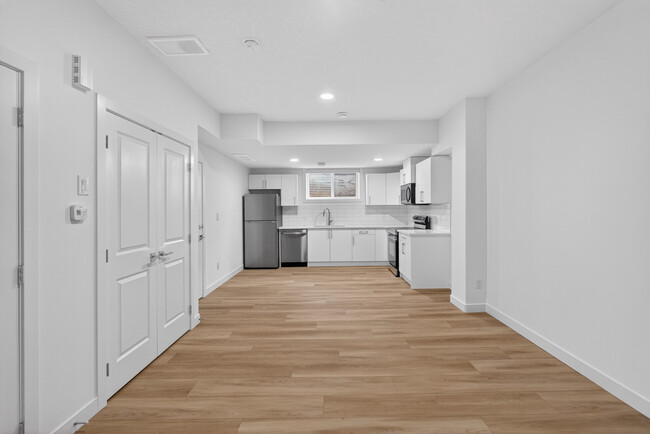 Photo - 30 Renwyck Pl