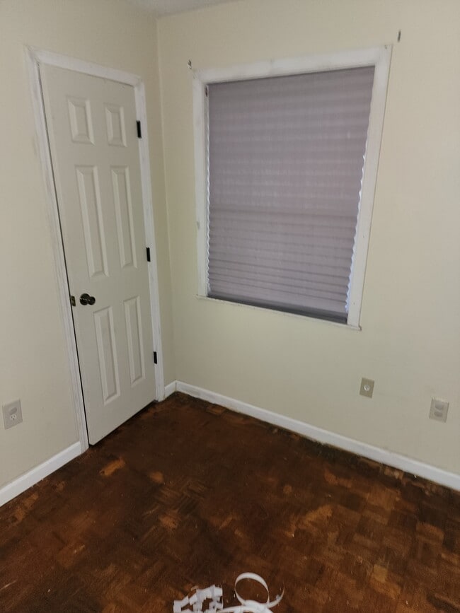 Building Photo - 6356 Buttonwood Dr