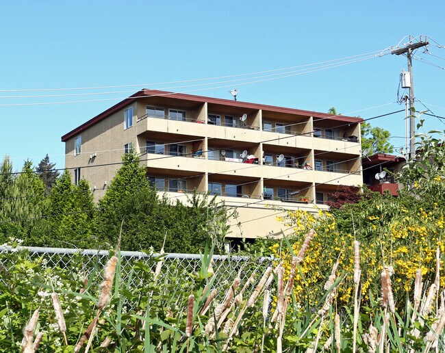 Building Photo - Armour House