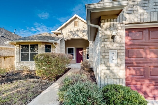 Photo - 7219 Palmito Ranch Dr