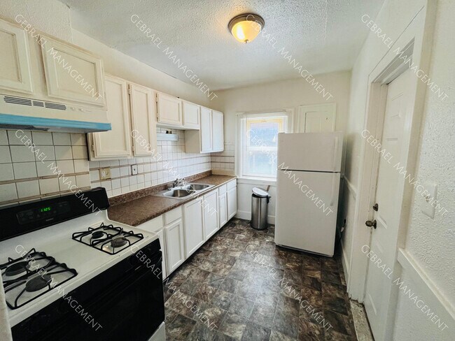 Photo - 14808 Marlowe St