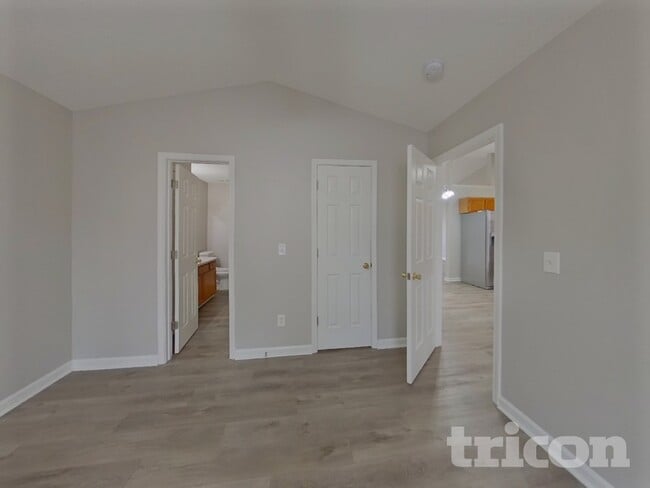 Photo - 173 Burma Rd