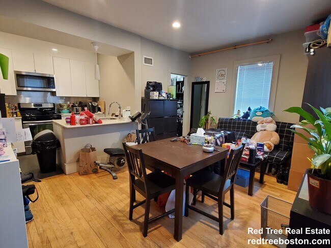 Photo - 21 Greylock Rd