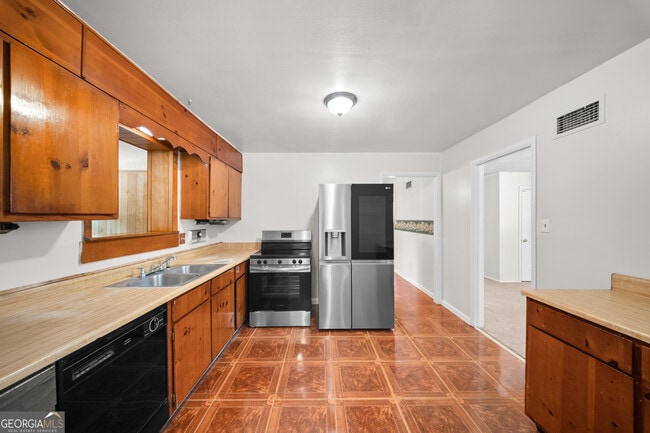 Photo - 112 Cedar Grove Rd