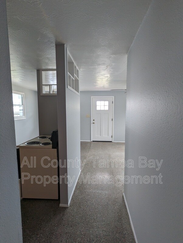 Photo - 6021 W Hanna Ave
