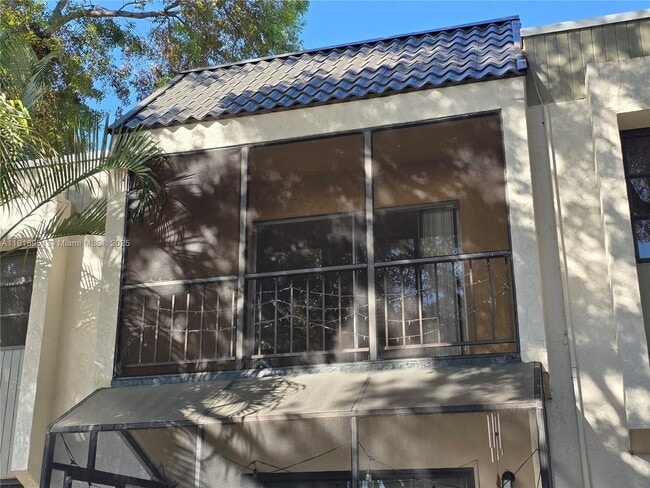 Building Photo - 7925 SW 104th St Unit 201E