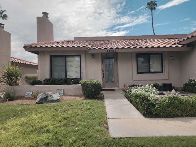 Building Photo - 41785 Largo Rental