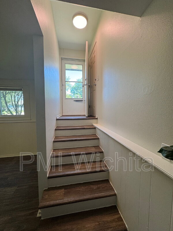 Photo - 721 N Dougherty Ave