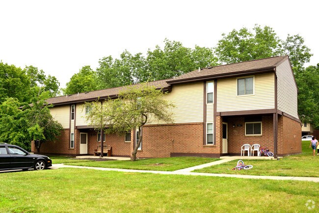 Cypress Commons - Cypress Commons Apartments
