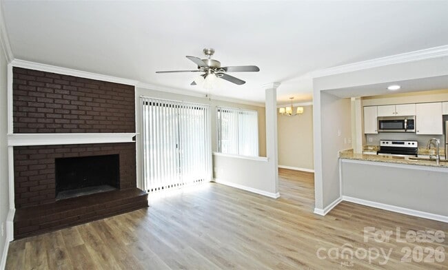 Photo - 11185 Harrowfield Rd