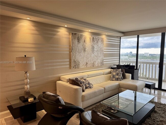 Photo - 1000 W Island Blvd Unit 2512