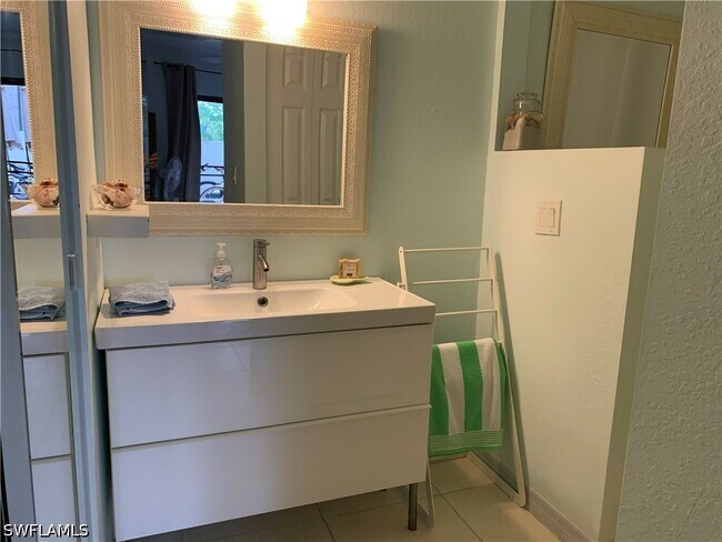 Photo - 65 Emerald Woods Dr Unit E8