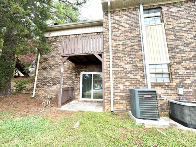 Building Photo - 4922 Cotton Row NW Unit B