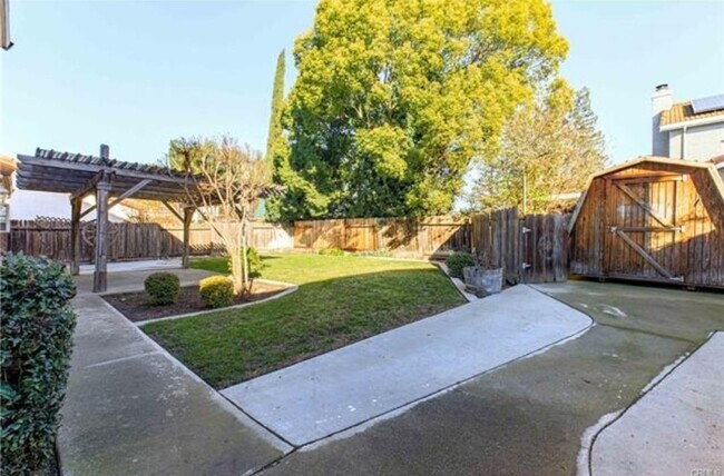 Photo - 209 Fairwood Dr