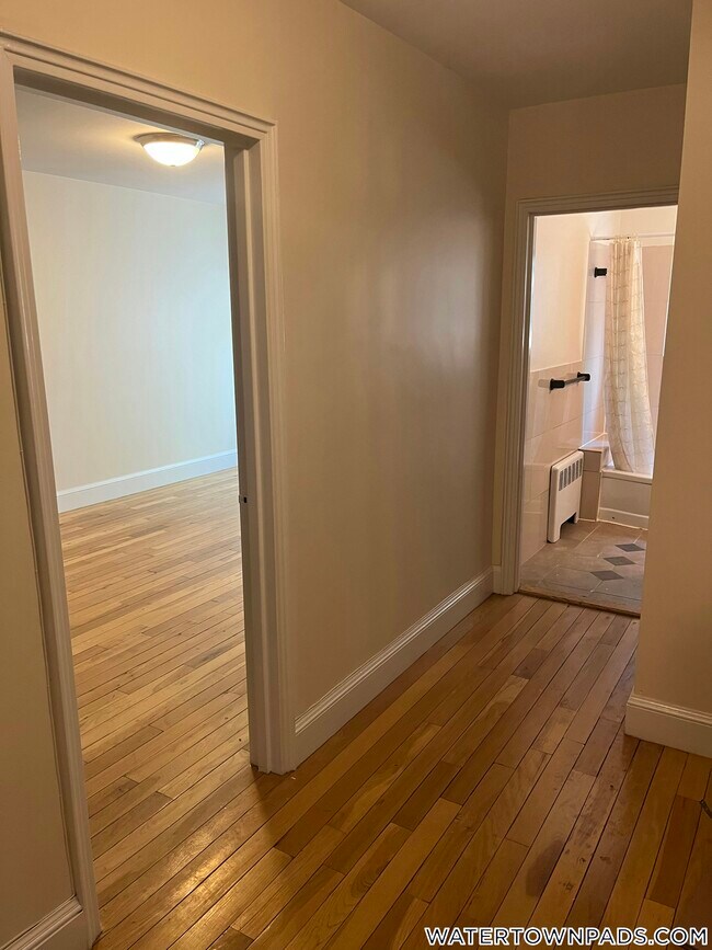 550 Belmont St Unit 6