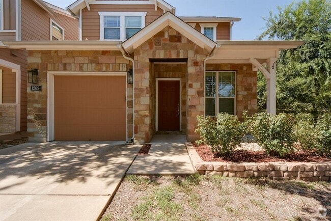 Building Photo - 1209 Salem Park Ct Rental