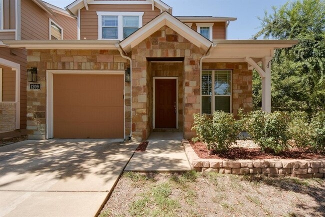 Photo - 1209 Salem Park Ct House