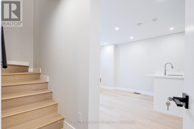 Photo - 20 Kewbeach Ave