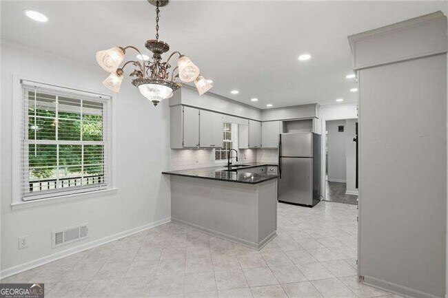 Photo - 128 McNeal Rd