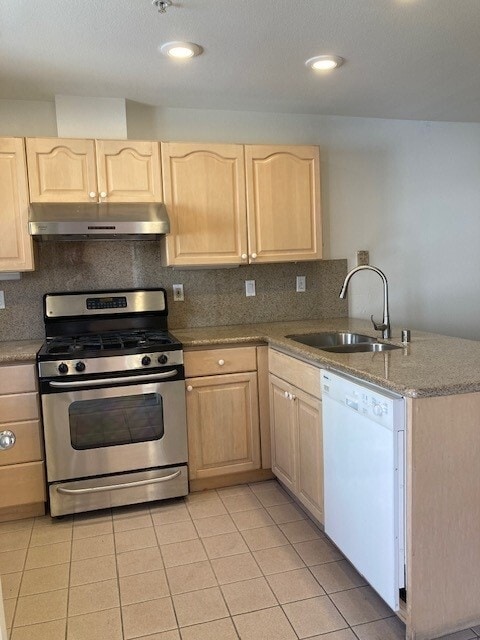 Photo - 989 Asilomar Ter