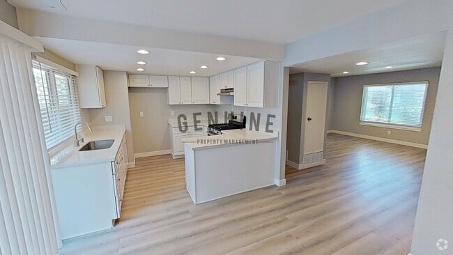 Building Photo - 10062 Los Coyotes Ct Rental