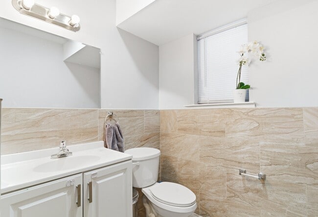 Photo - 168 Johnson Ave Unidad 1st Floor