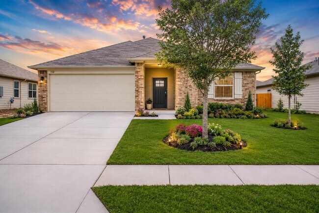 Building Photo - 112 Stellamar Dr