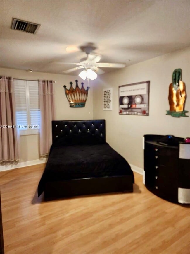 Photo - 259 Olssen Ave Unidad 259