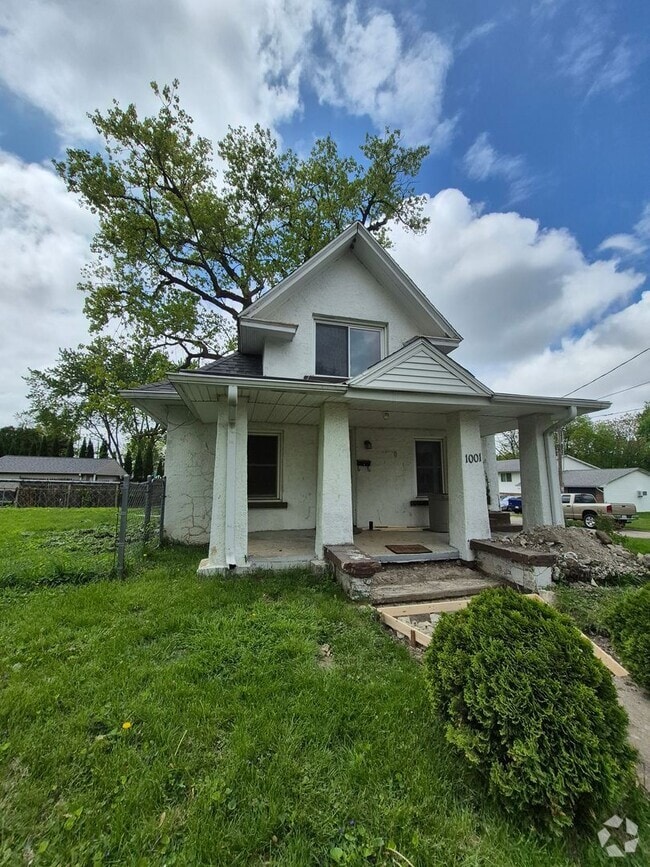 Building Photo - Charming 2 bed-1 bath in Bloomington Rental