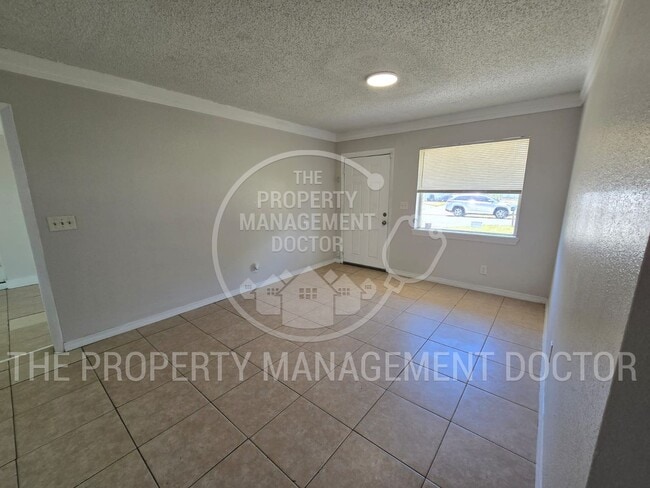 Photo - Spacious 4BR Tampa Home | Huge Fenced Backyard & Fresh Updates Throughout
