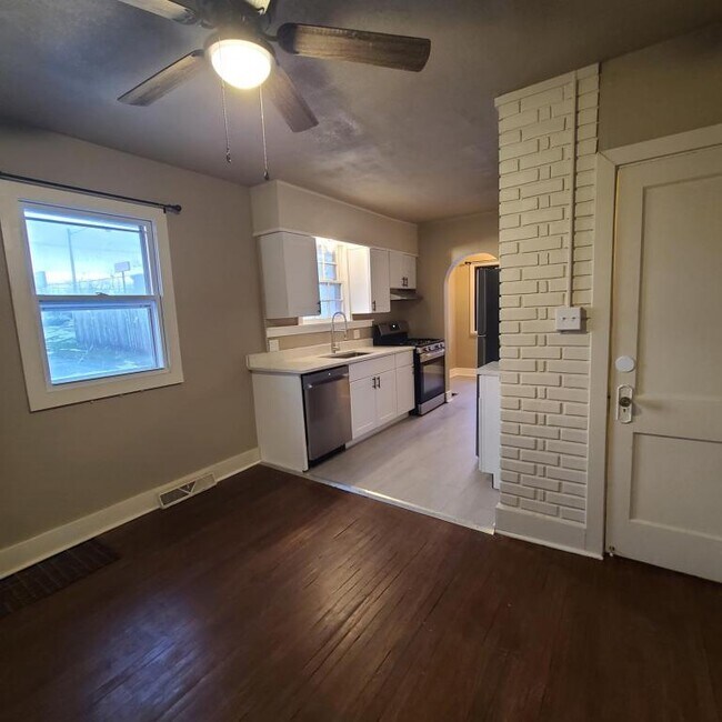 Photo - 317 Dunnwood Dr