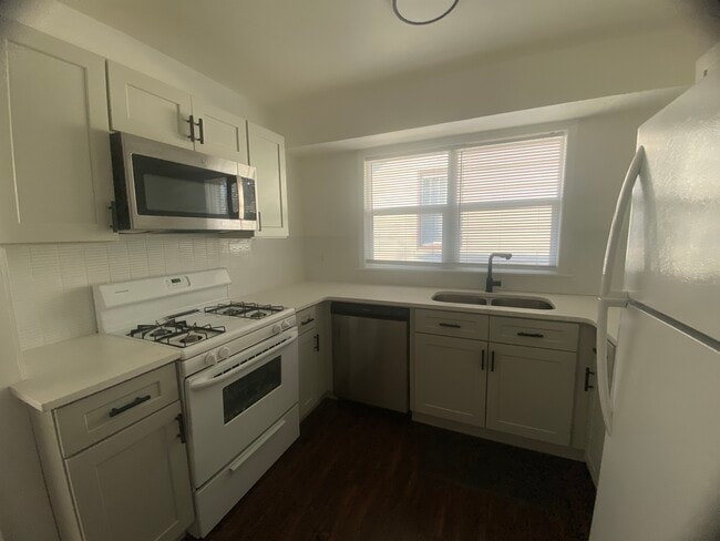 Photo - 4013 Taylor Blvd Unit 3