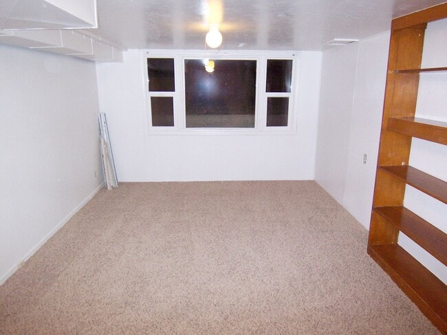 Photo - 85 Princeton Ave Unit B