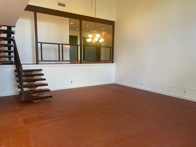 Photo - Stunning 3b/2b home with views of the golf course