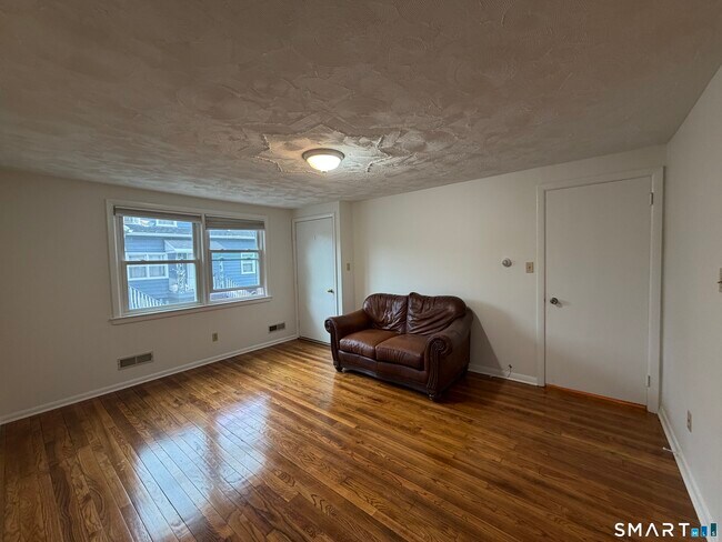 Photo - 50 Lincoln Ave Unit 1 R
