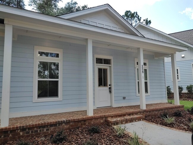 Building Photo - 4028 Poets Trl