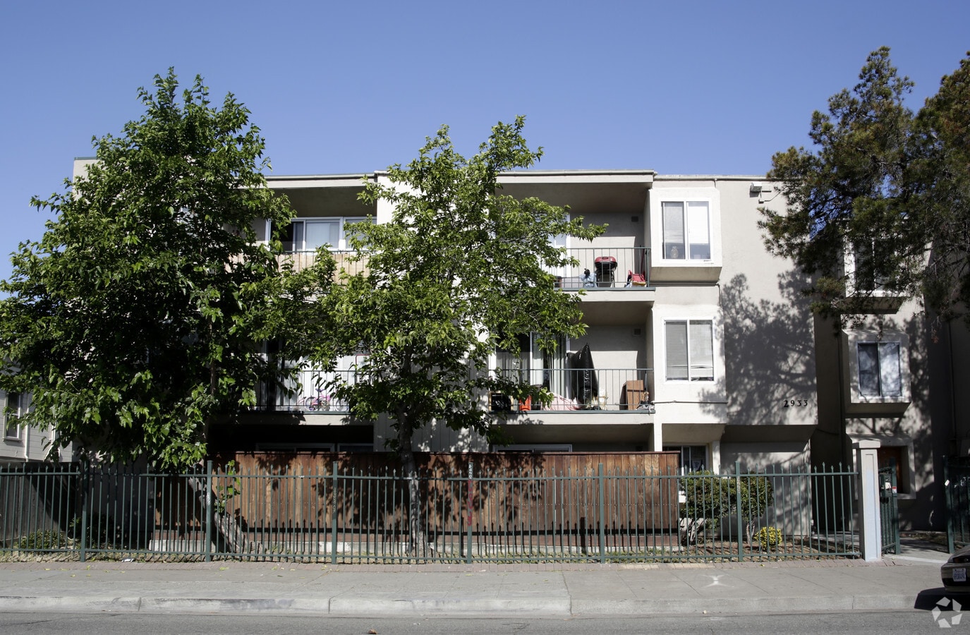 Photo - 2933 Martin Luther King Jr Way